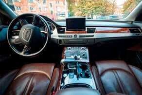 Трансфер из Калининграда в Клапейду на авто Audi A8 (салон)